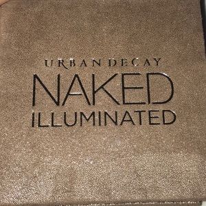Urban Decay illuminated highlighter